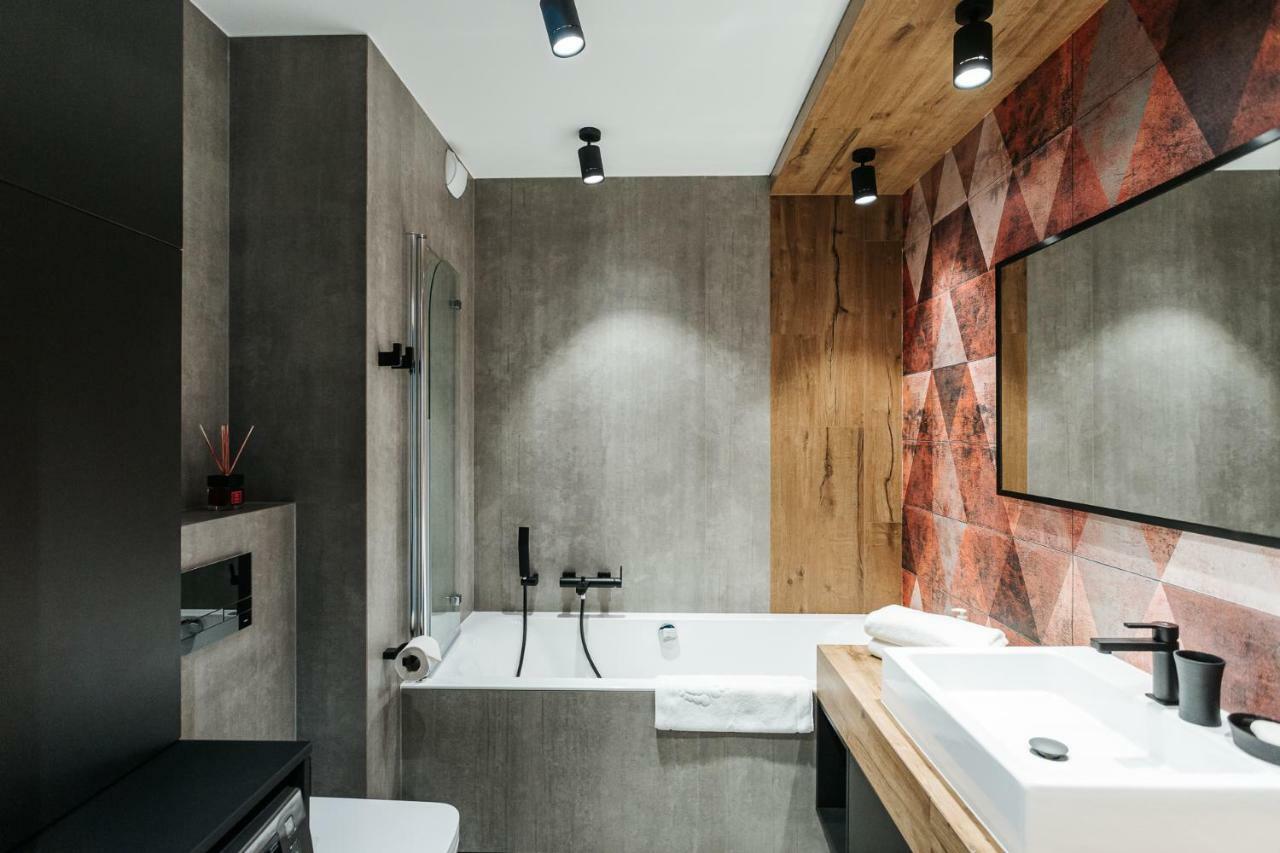 קרקוב Diamond - Luxurious Apartment - A/C מראה חיצוני תמונה