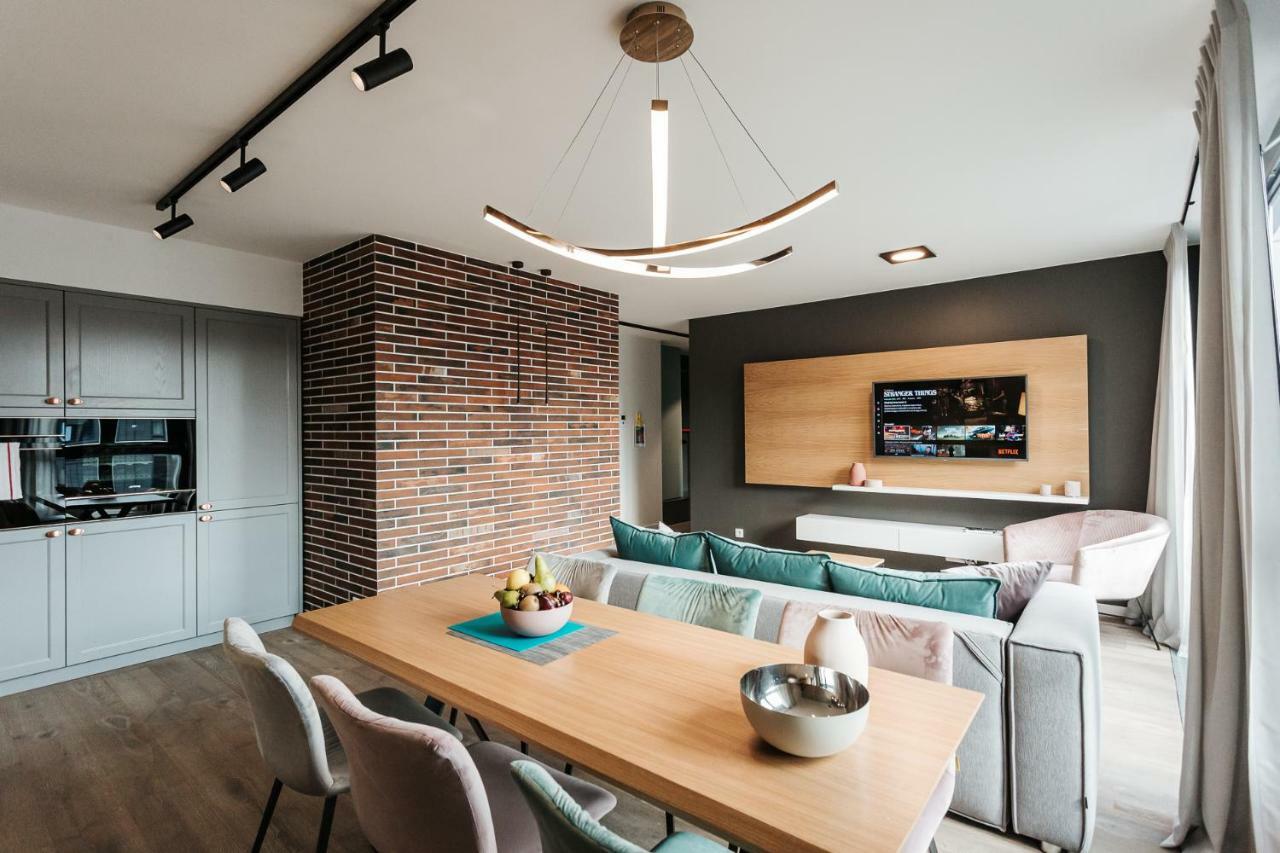 קרקוב Diamond - Luxurious Apartment - A/C מראה חיצוני תמונה