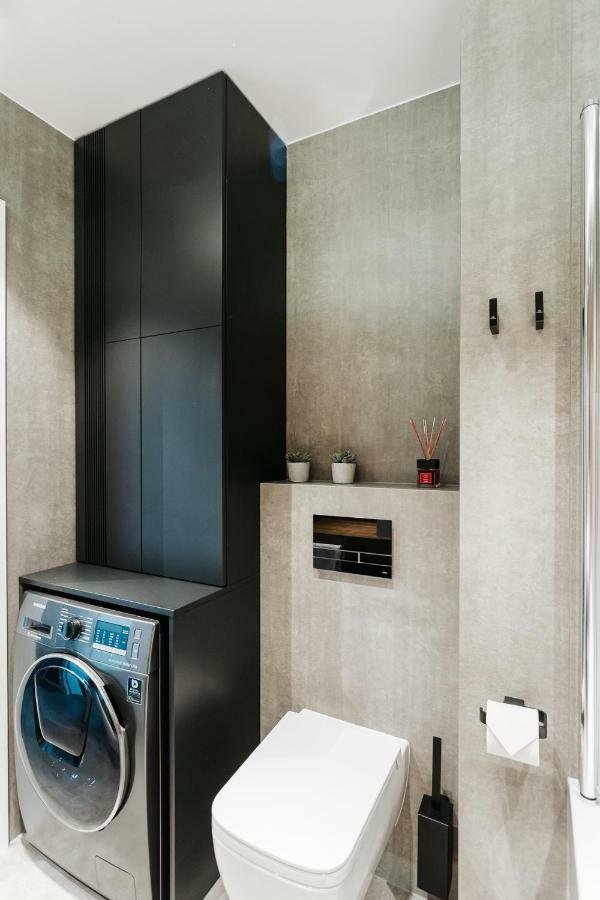 קרקוב Diamond - Luxurious Apartment - A/C מראה חיצוני תמונה