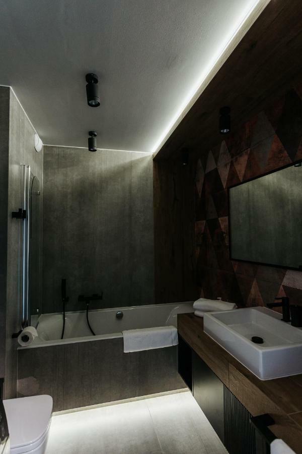 קרקוב Diamond - Luxurious Apartment - A/C מראה חיצוני תמונה